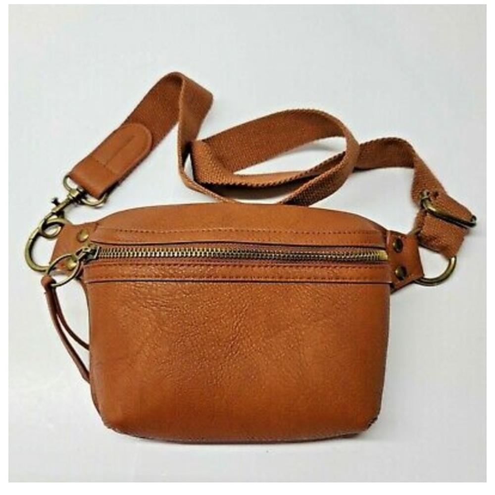 Universal Thread Brown Faux Leather Fanny Pack